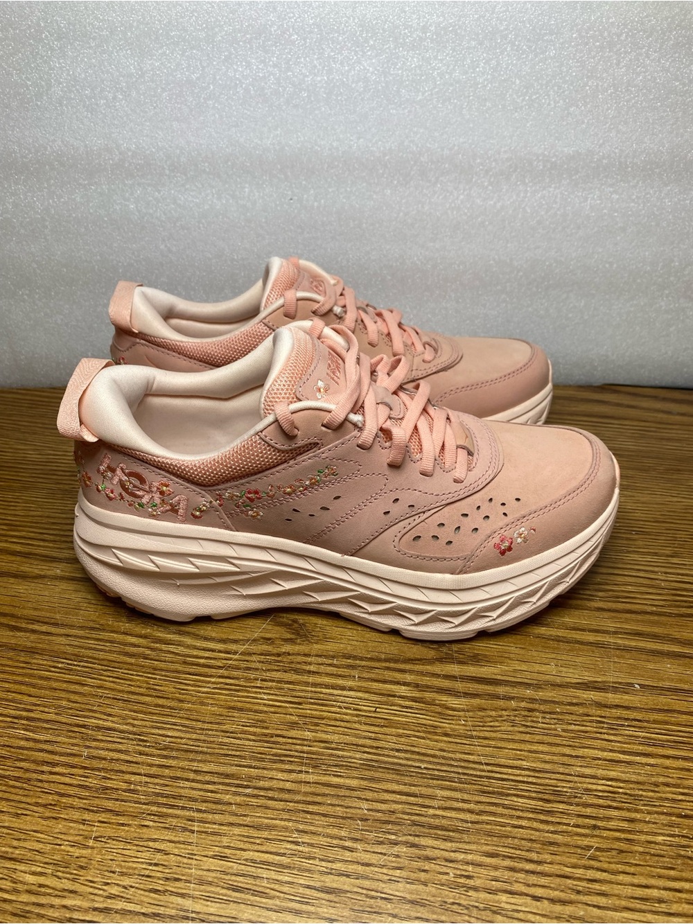 Hoka One One Sneakers Women’s 8.5 Mauve U Bondi L BP Athletic Training Shoe READ